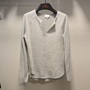 Socialite Light Gray Long Sleeve Women's Tee